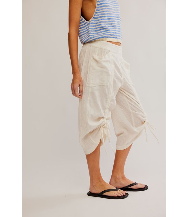 Gianna Ruched Gaucho Pull