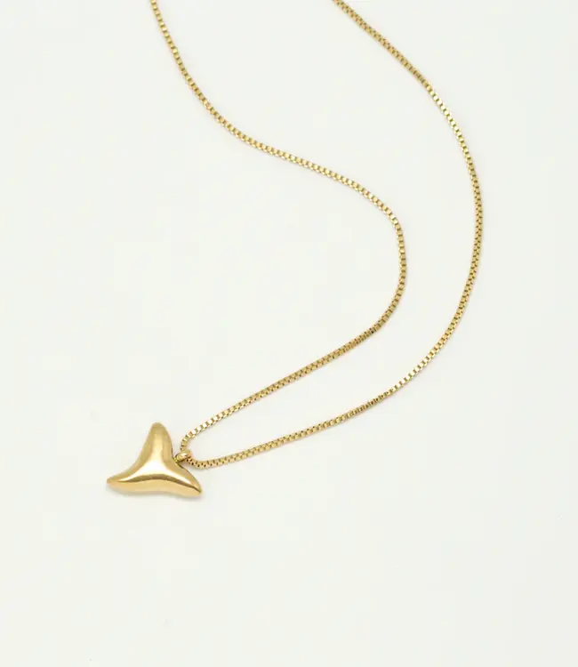 SHK-Shark Tooth Necklace