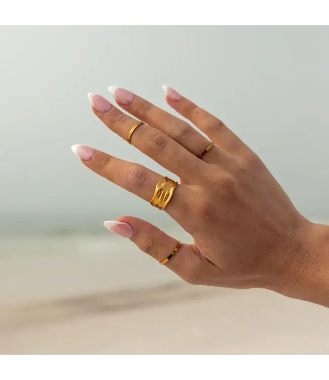 Vespera Ring
