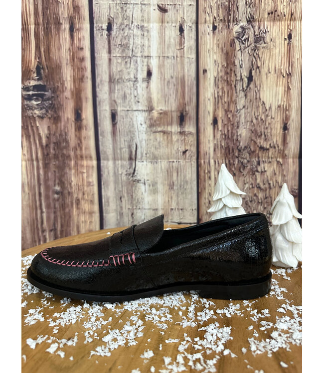 Blanket Stitch Loafer