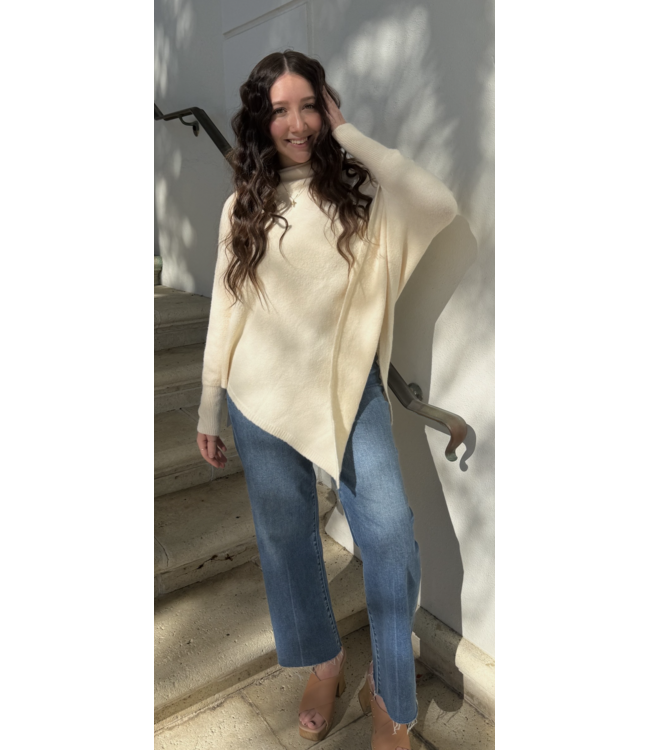 Simply Triangle Poncho