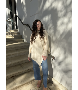 Look by M Simply Triangle Poncho