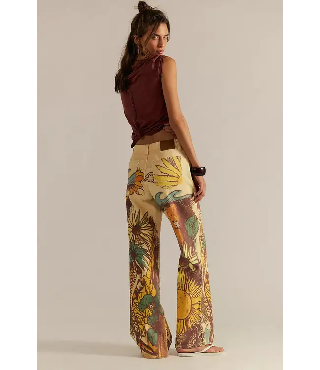 Illusions Straight Leg Jean