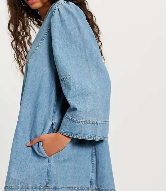 Goldie Baloon Sleeve