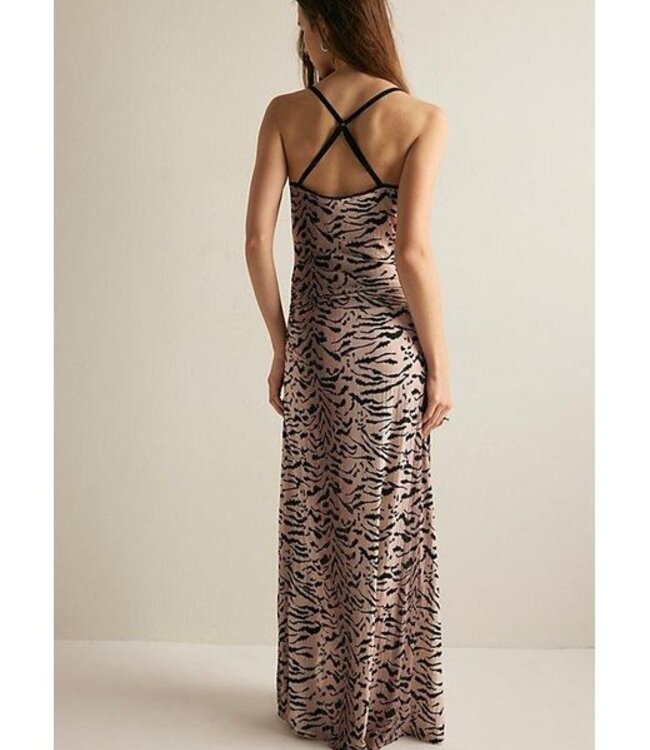 Concrete Jungle Maxi Slip