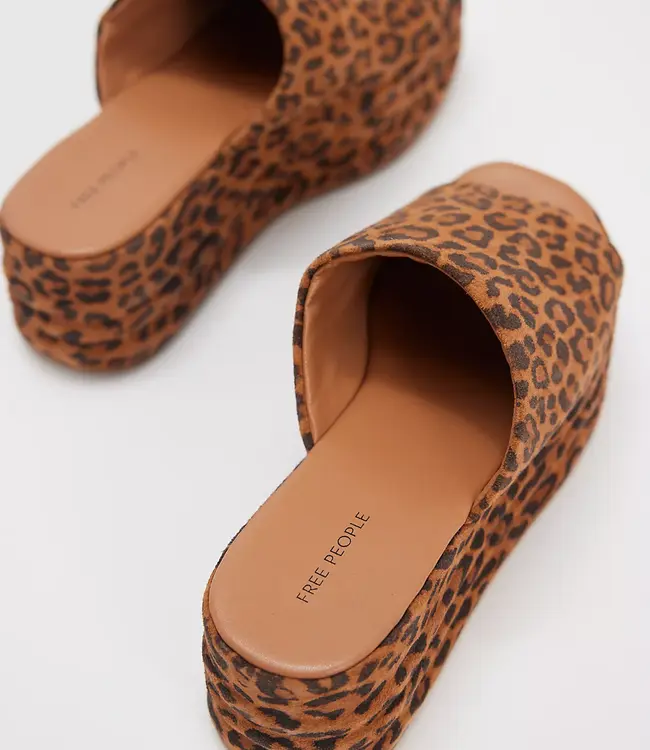 Harbor Flatform Sandals