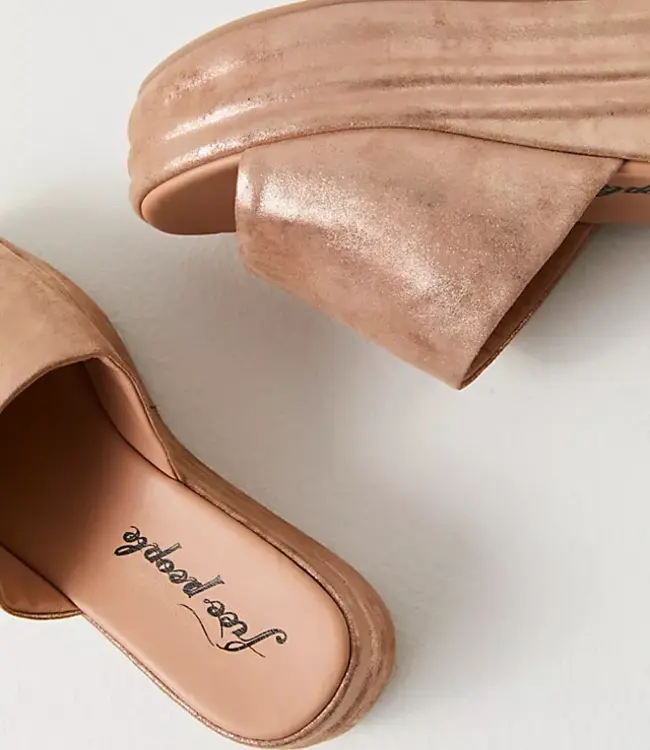 Harbor Flatform Sandals