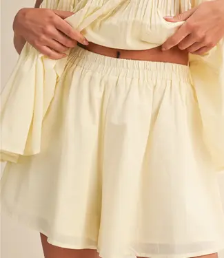 KLESIS Noa Crinkle Short