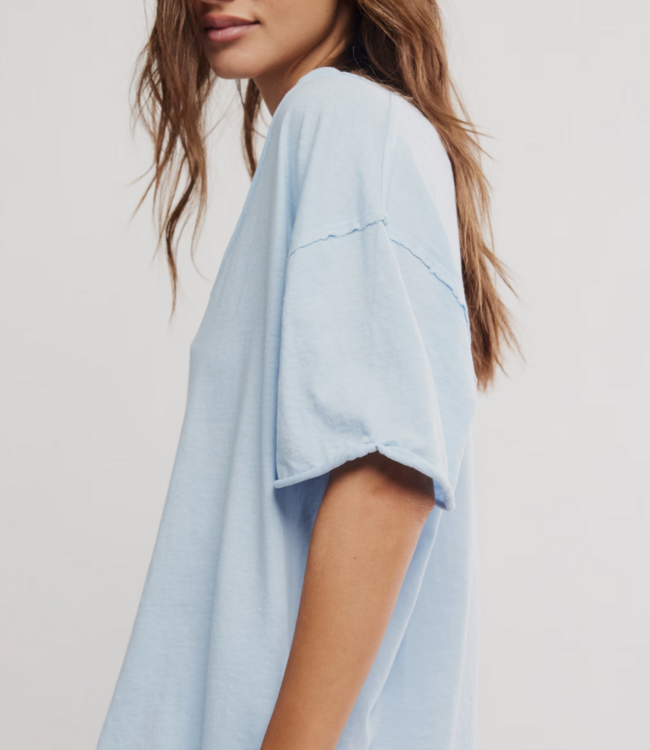 Nina Tee V