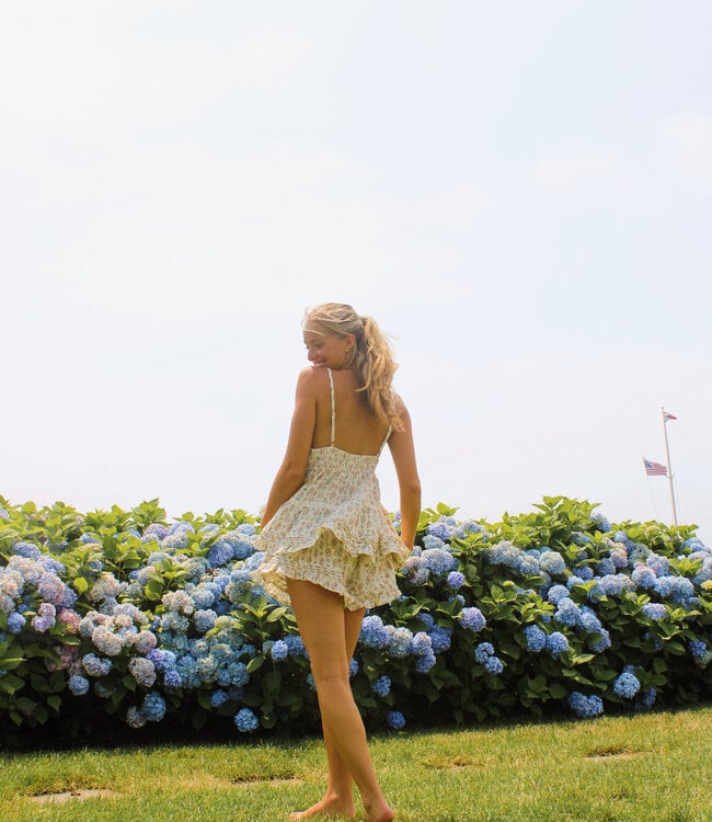 Marriot Ruffle Short