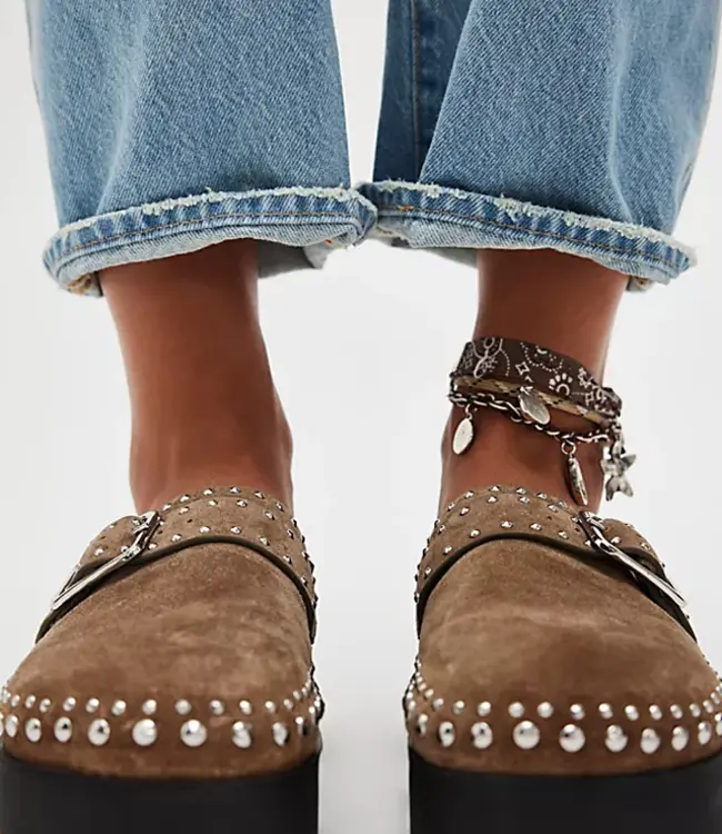 Cayatana Studded Mule