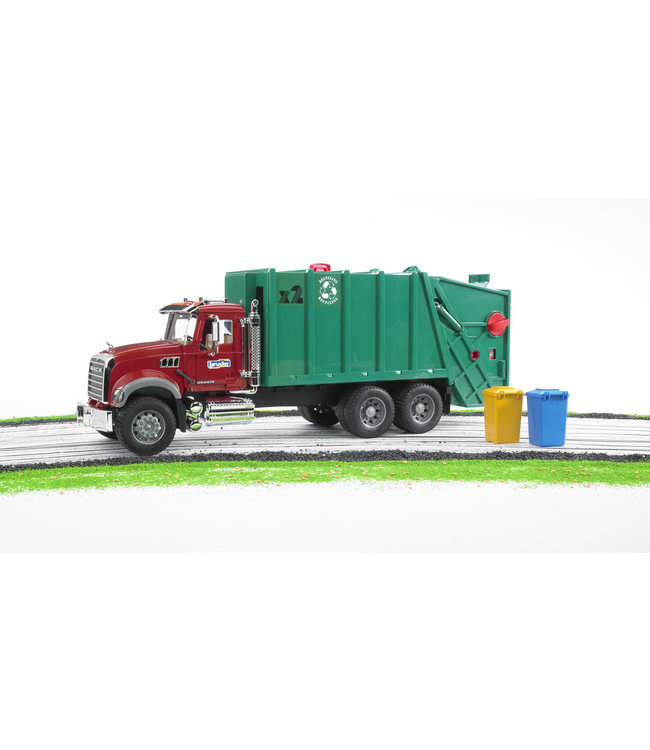 MACK Granite Garbage truck (ruby red-green)