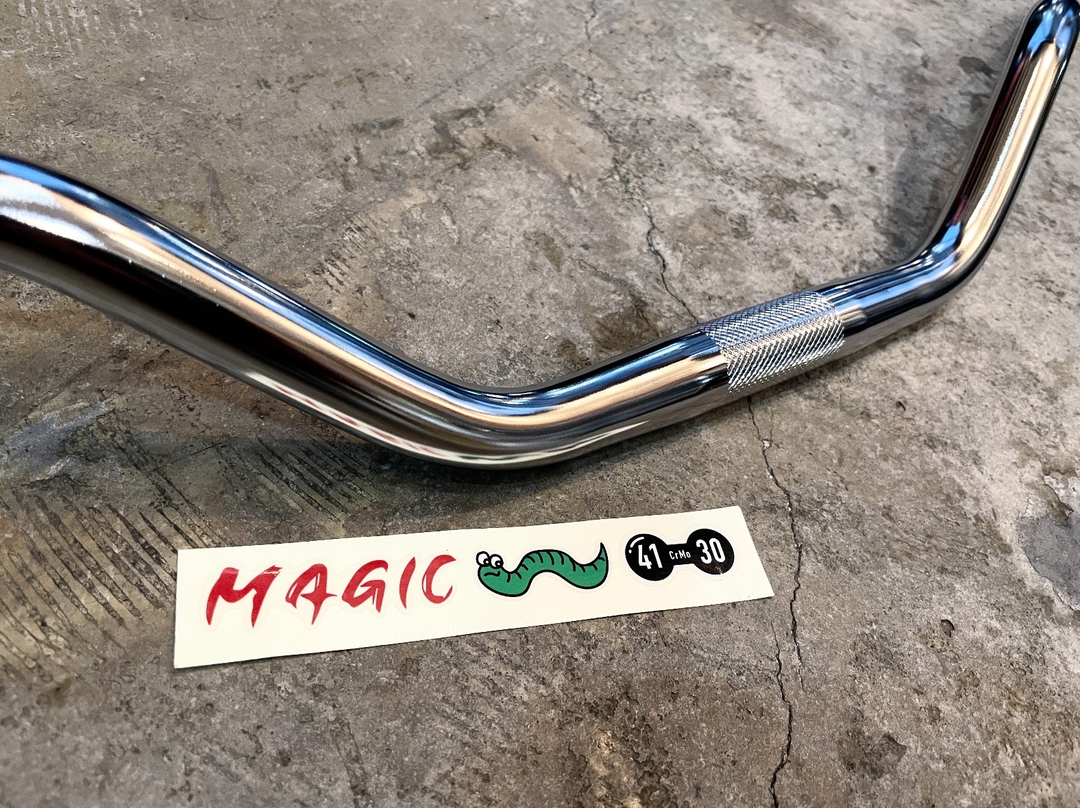 Guidon Magic Components WORMBAR Handlebar - C&L Cycles