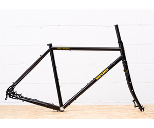 bassi-bassi-hogs-back-frameset.jpg
