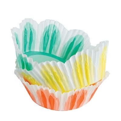 fluted cups baking cart