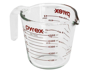 https://cdn.shoplightspeed.com/shops/633447/files/18632444/300x250x2/pyrex-2-cup-measuring-cup.jpg