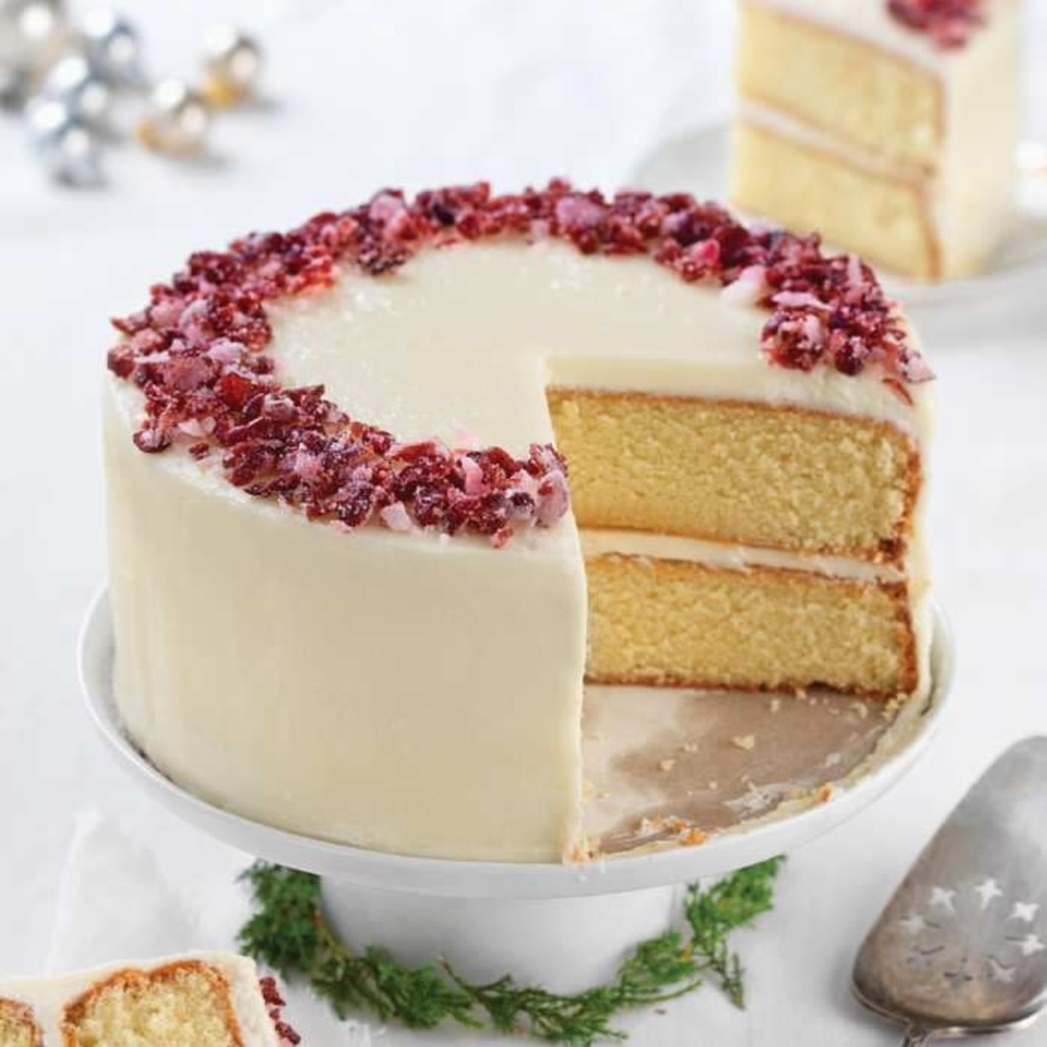 https://cdn.shoplightspeed.com/shops/633447/files/18780809/1500x4000x3/king-arthur-baking-company-golden-yellow-cake-mix.jpg