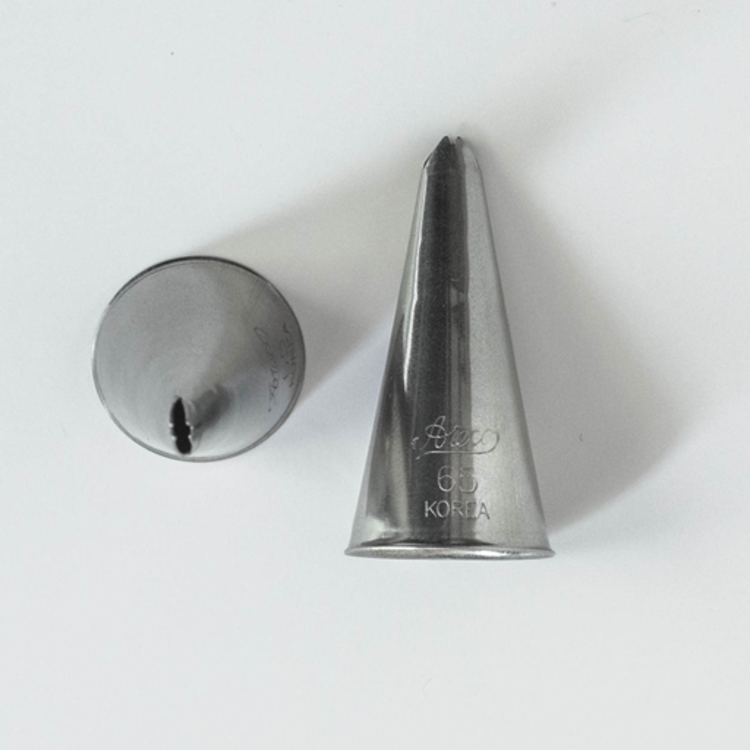 Ateco Leaf Pastry Tip #65