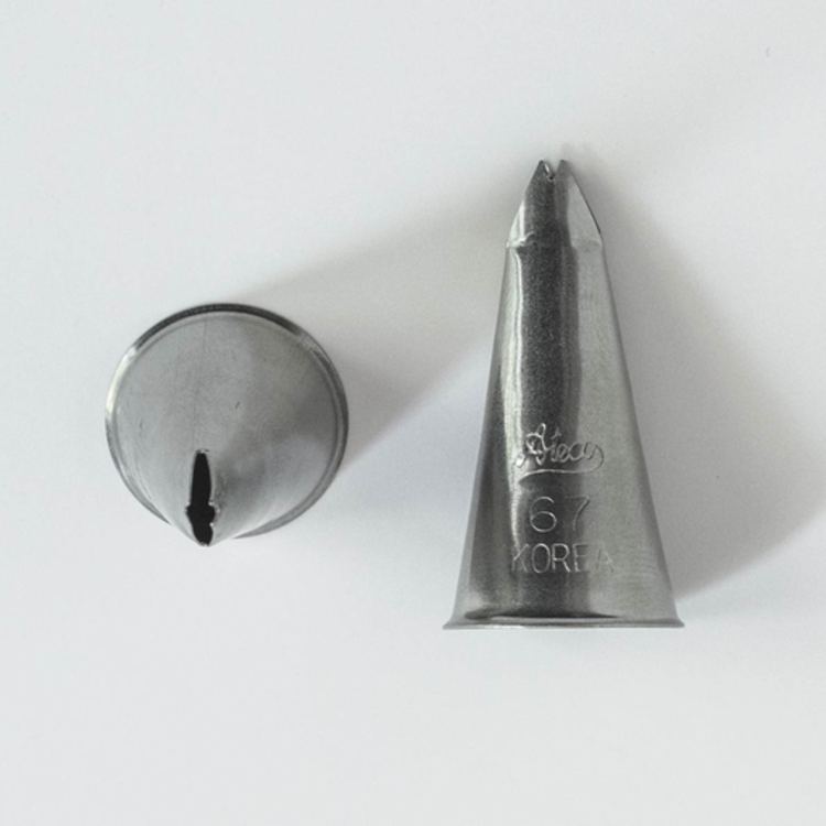 Ateco Leaf Pastry Tip #67
