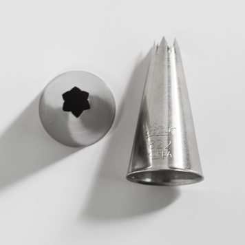 Ateco Star Pastry Tip #822