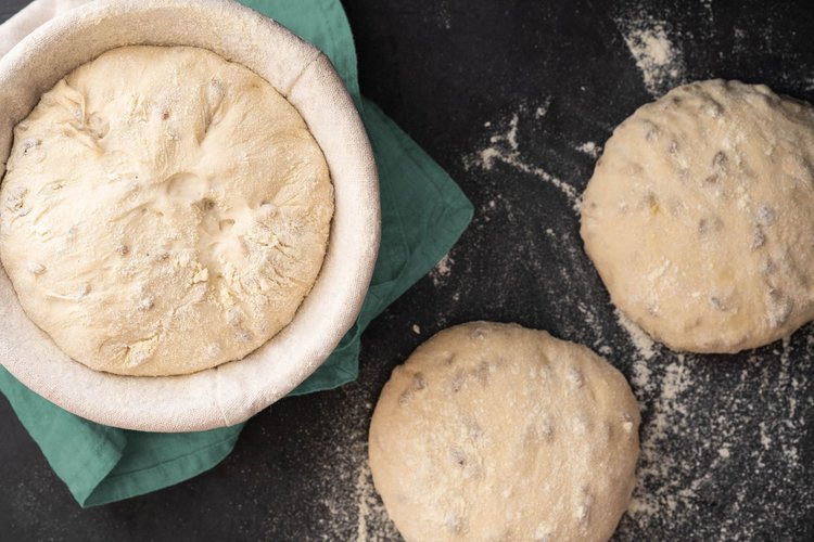 9.25" Round Proofing Basket with Liner