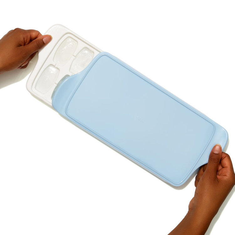 OXO Ice Cube Tray with Cover