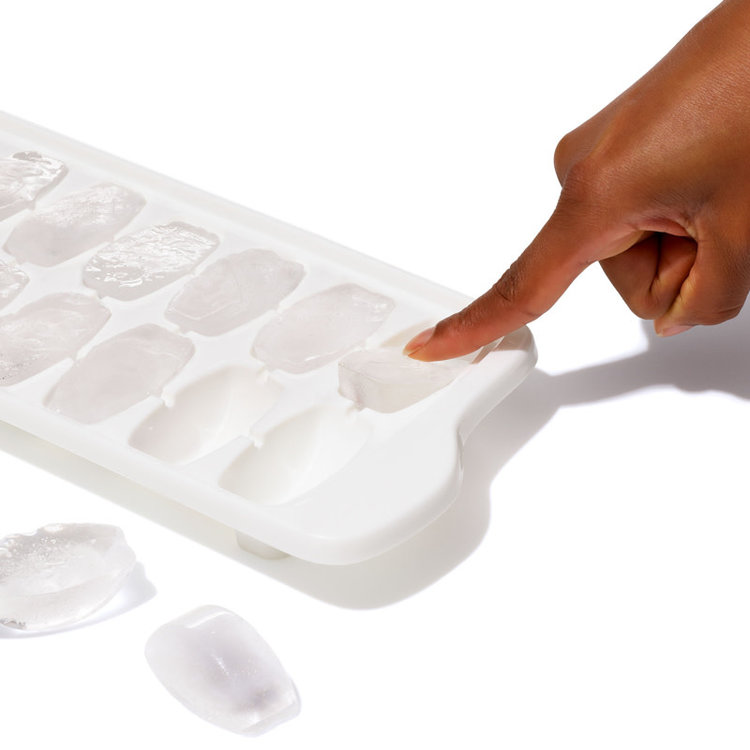 OXO Ice Cube Tray with Cover