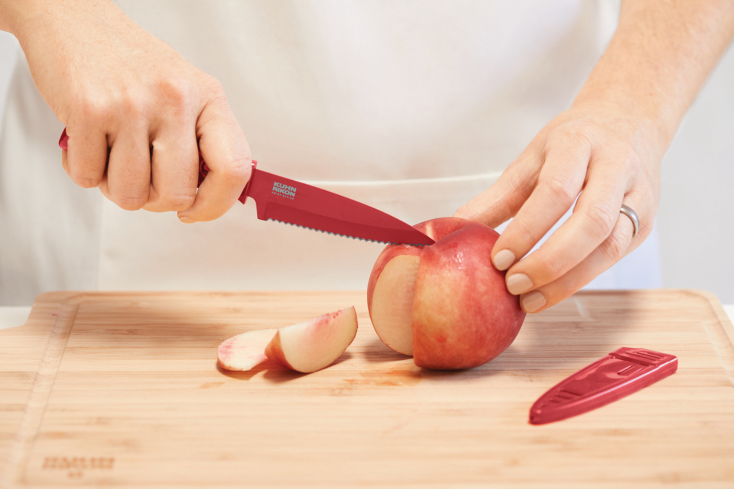 serrated paring knife, apple - Whisk