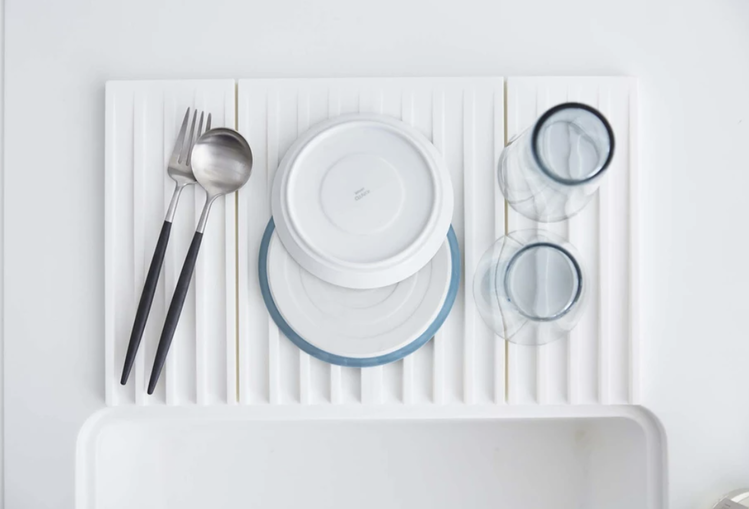 Yamazaki Skinny White Foldable Silicone Dish Drying Mat