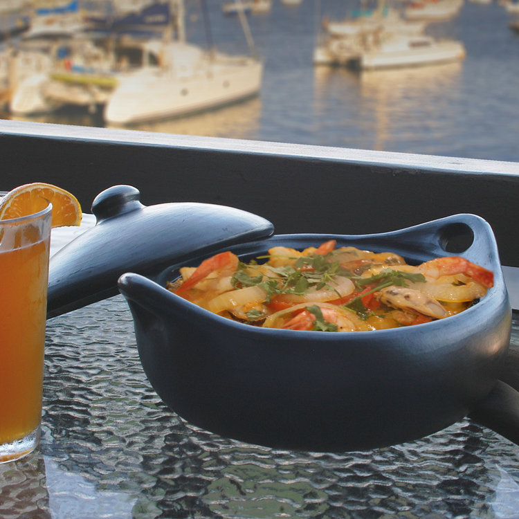 La Chamba 5 quart Flat Casserole - IN STORE PICK UP ONLY!