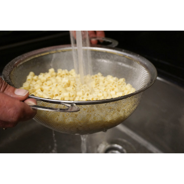 4 quart Mesh Colander