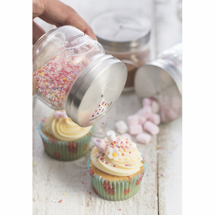 8.5oz Adjustable Shaker Jar