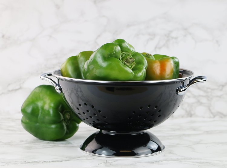 3 quart Black Colander