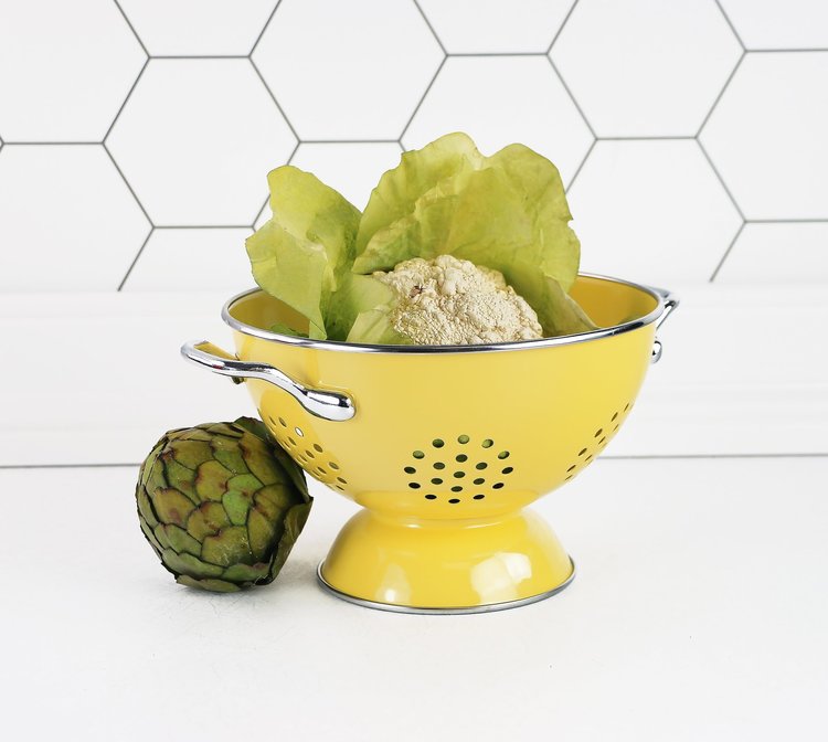 3 quart Lemon Colander