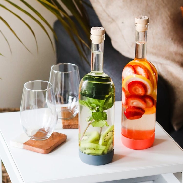 Crew Blue Infusing Bottle with Measurements and Lid & Pour Spout