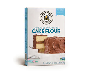 https://cdn.shoplightspeed.com/shops/633447/files/42386767/300x250x2/king-arthur-baking-company-king-arthur-flour-2-lb.jpg