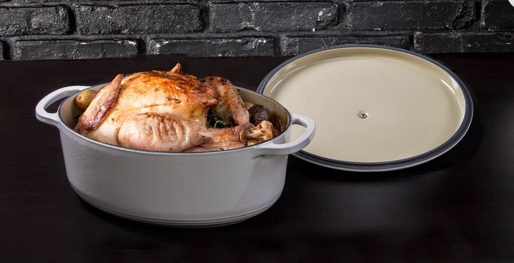 Lodge Lodge 7 quart Oval White Dutch Oven