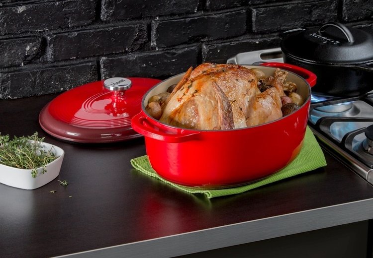 Lodge Lodge 7 quart Oval Red Dutch Oven