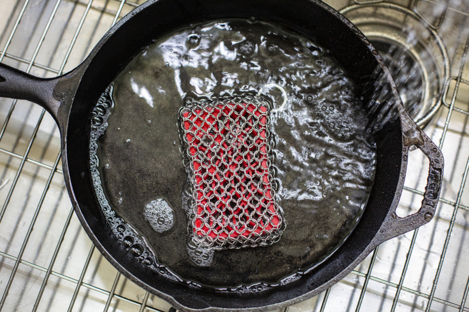 Kitchen Stainless Steel Cleaner Chainmail Scrubber with Insert Silicone Pad  Reusable Washing Net Cleaning Tool for Cookware Pan