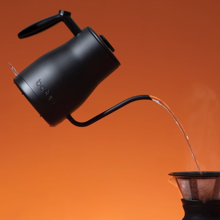 Bodum 1 liter Black Bistro Electric Pourover Kettle