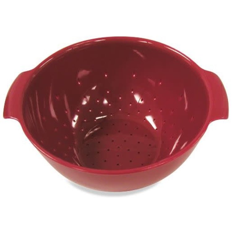 2 quart Red Plastic Colander