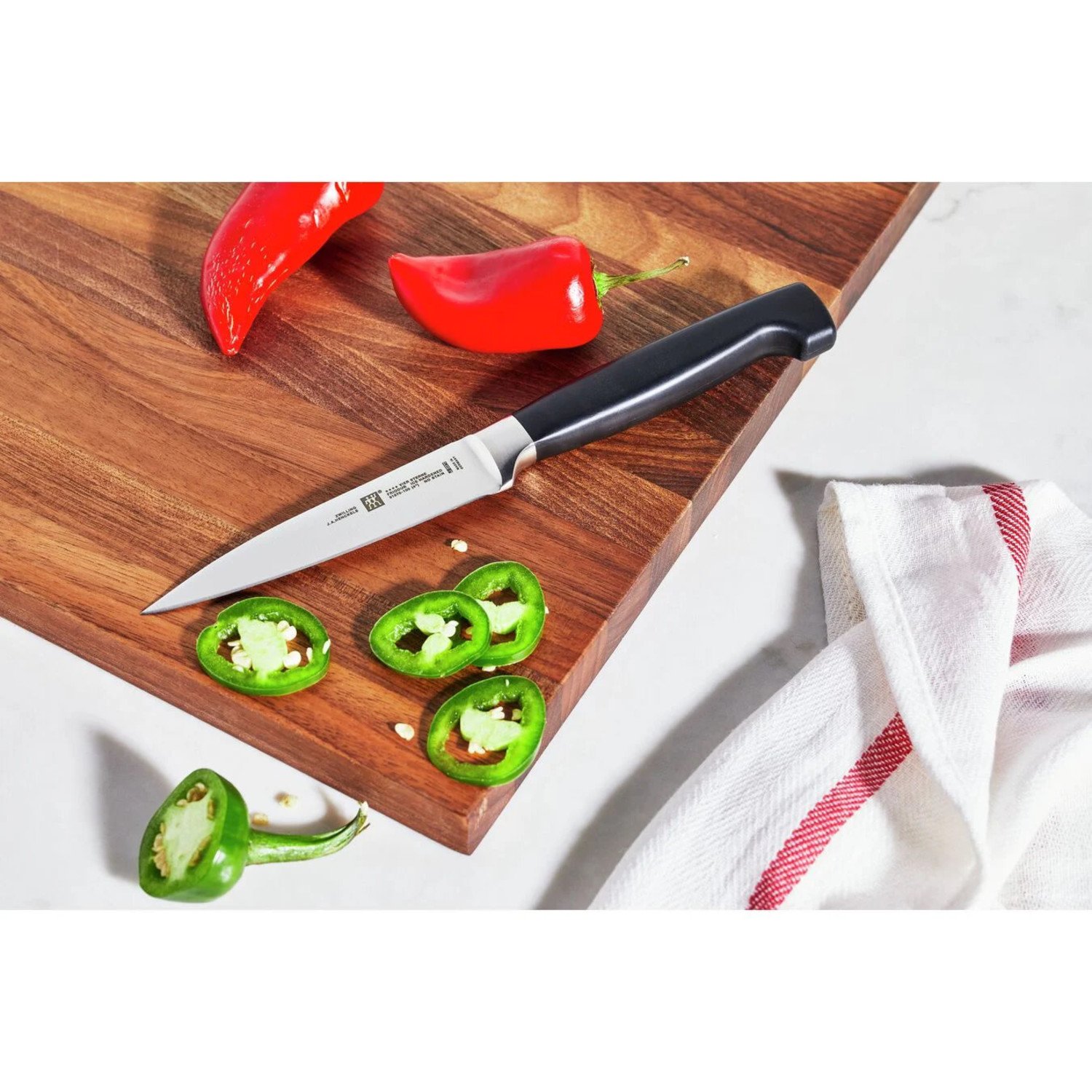 chef's knife 8 & paring knife 4 set, 4 STAR PROMO 11/19-12/31