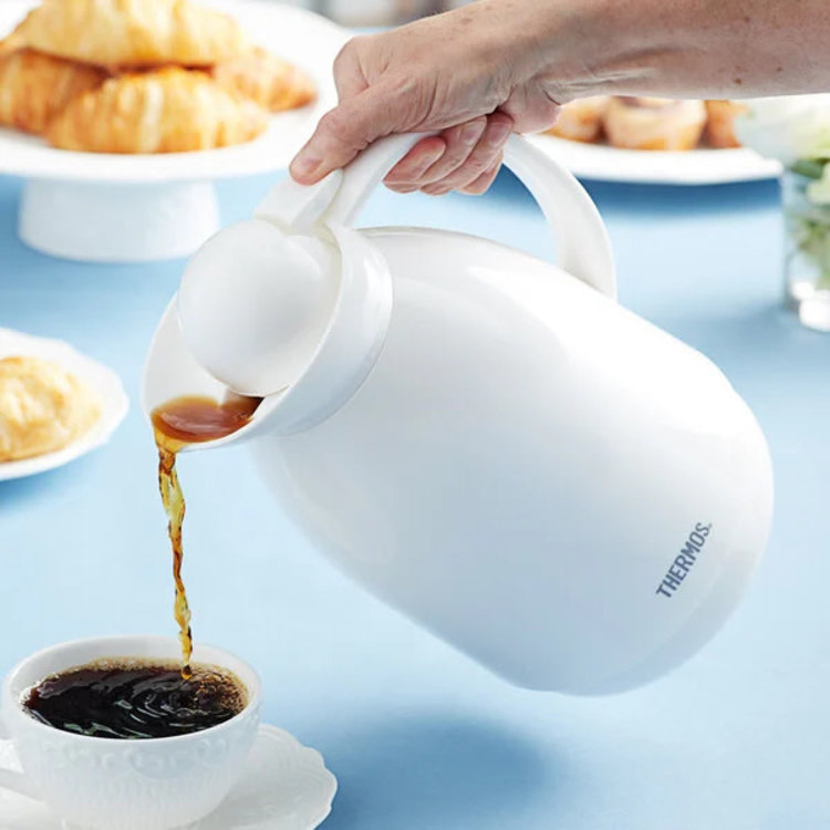 Thermos 34oz White Carafe