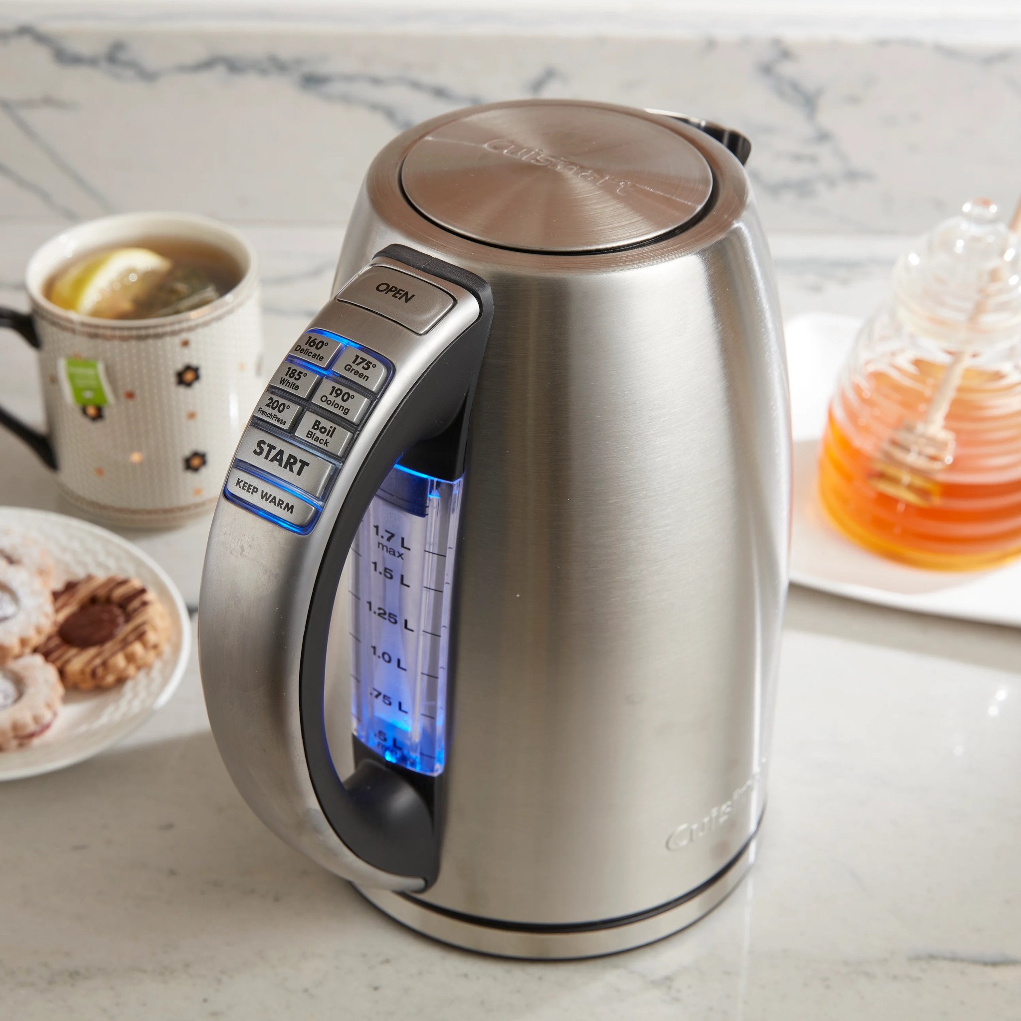 Cuisinart Kettle Style - CPK17GE - 2 temperature settings