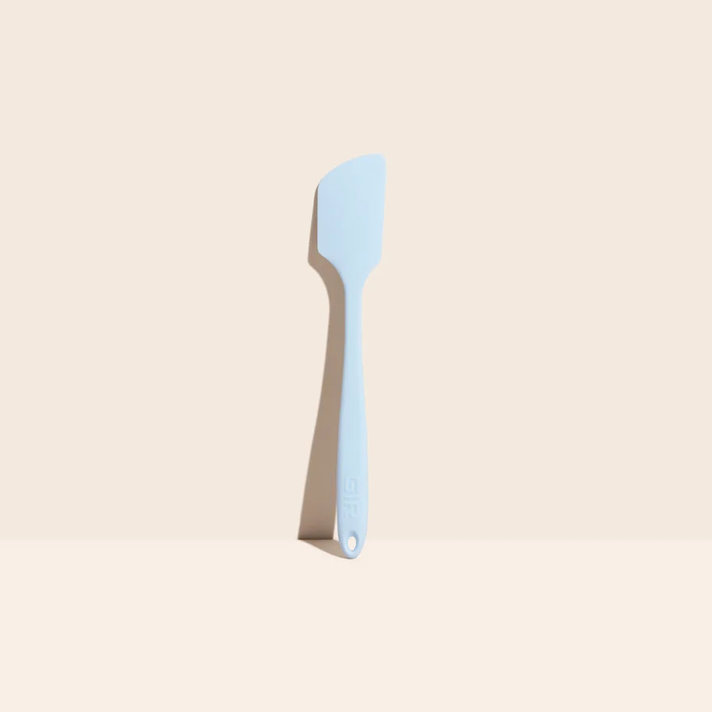 https://cdn.shoplightspeed.com/shops/633447/files/51600538/712x712x2/gir-get-it-right-light-blue-silicone-mini-spatula.jpg
