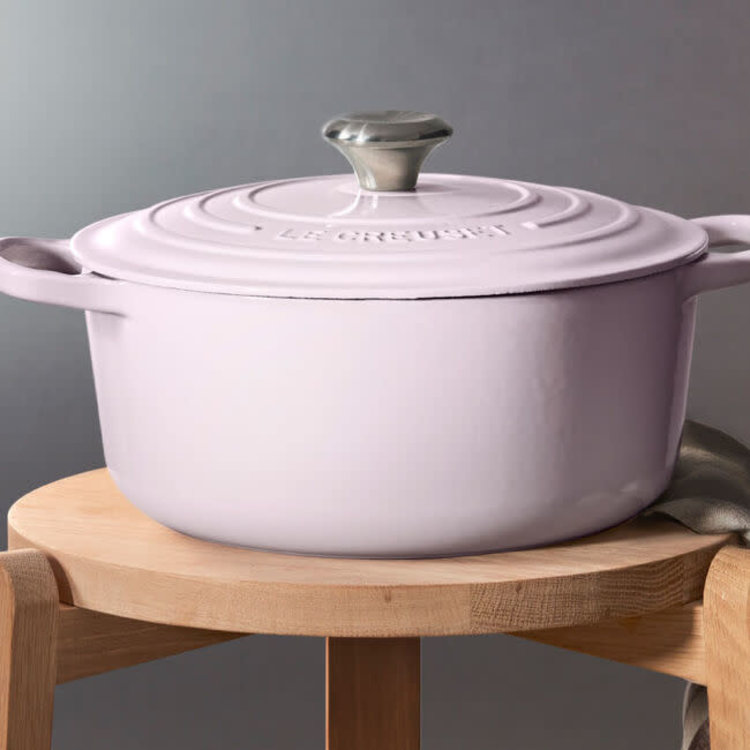 Le Creuset Le Creuset Shallot Pink 5.5 quart Dutch Oven