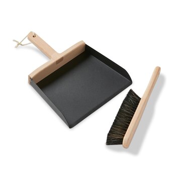 Beechwood Dustpan & Brush