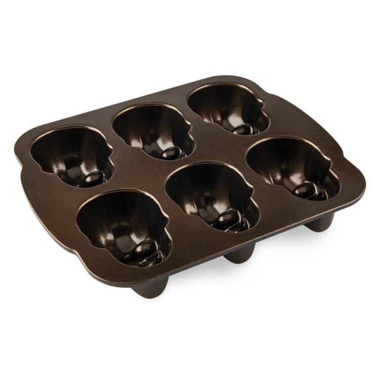 Nordic Ware Skull Cake Pan
