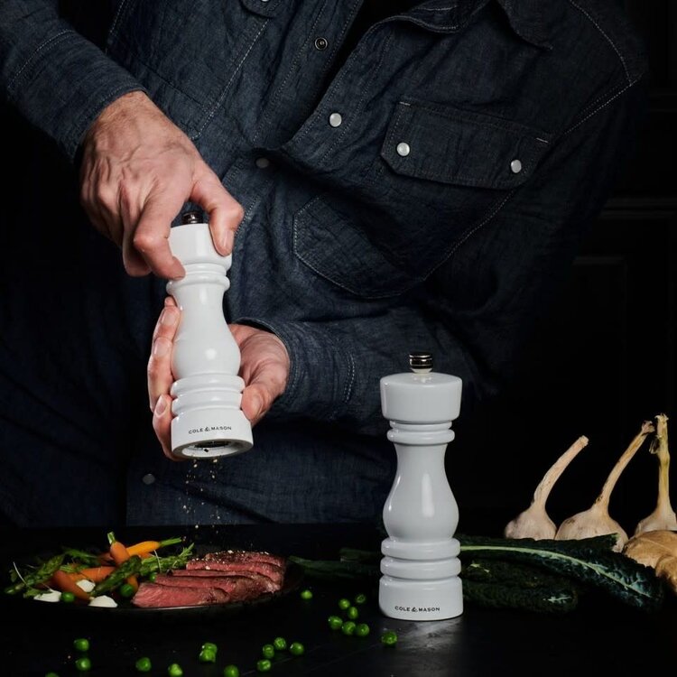 7" White Gloss Pepper Mill