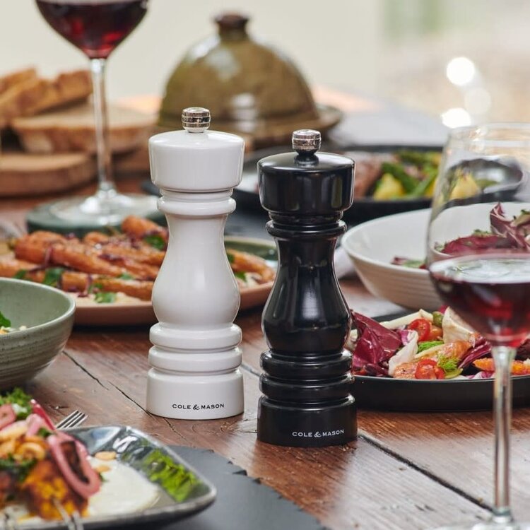 7" White Gloss Pepper Mill